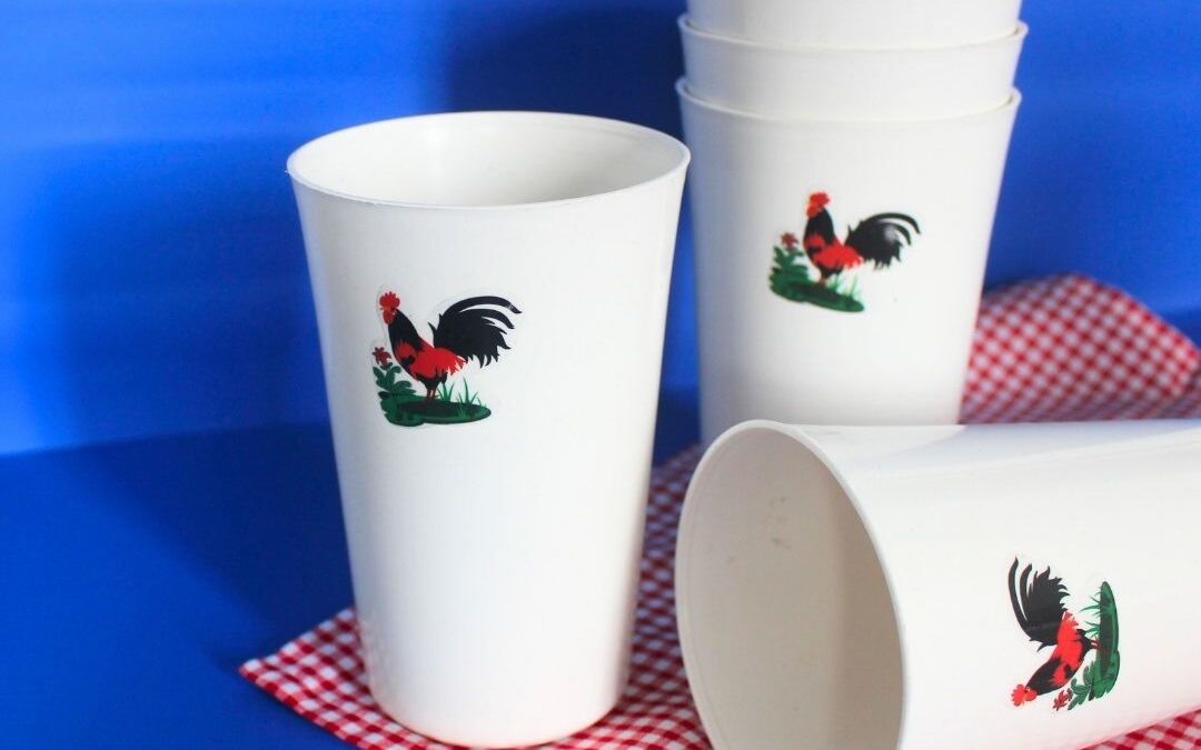 Gelas Ayam Jago Plastik